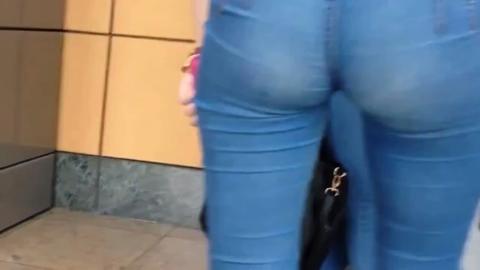 7724